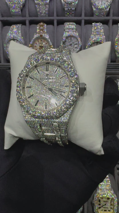 White Round Dial Modified Bend Moissanite Diamond Automatic Watch